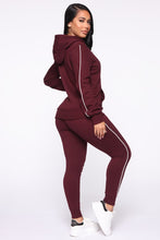 Load image into Gallery viewer, Tennis And Chill Fleece Jogger - Black