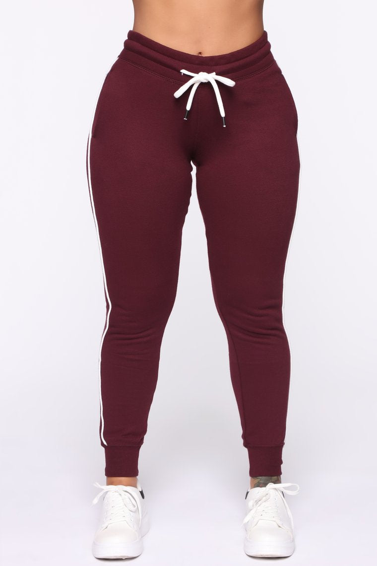 Tennis And Chill Fleece Jogger - Black