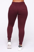 Load image into Gallery viewer, Tennis And Chill Fleece Jogger - Black